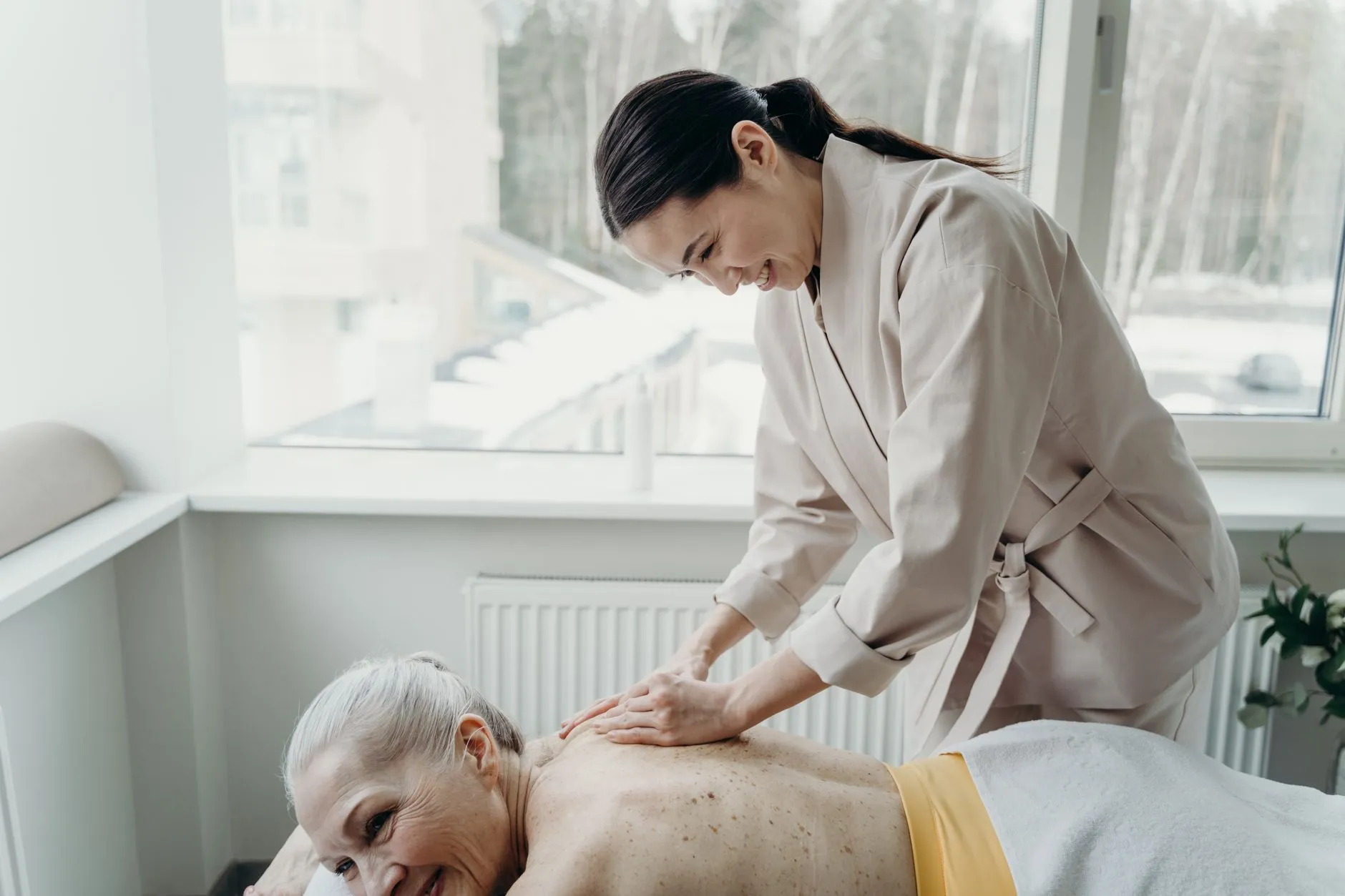 光缆接续盒与终端盒的区别：弱电工程中如何正确选型与安装