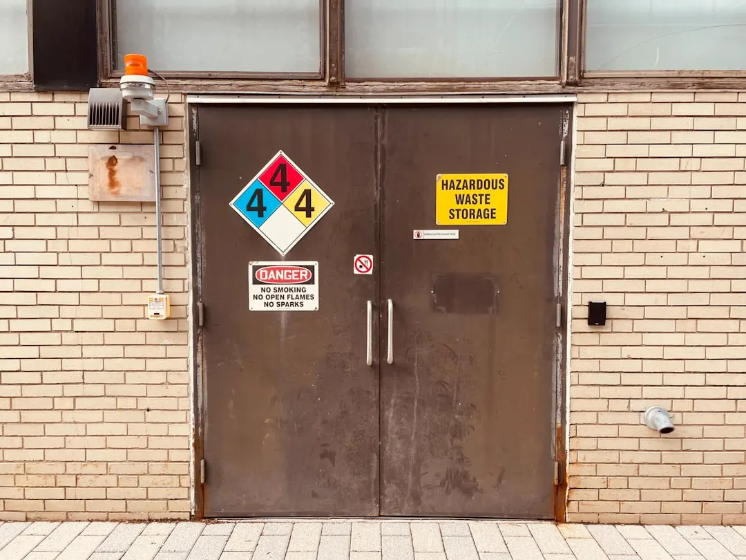 光缆接续盒选型指南：提升弱电工程光纤链路稳定性要点